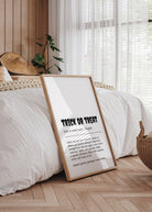 all-groups  here are 40 alt tags for your product images:

"Halloween plakat